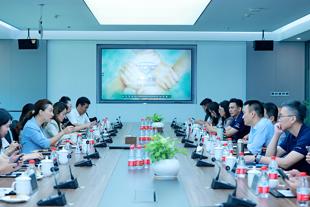 The first cohort of Peking University Guanghua School of Management's 