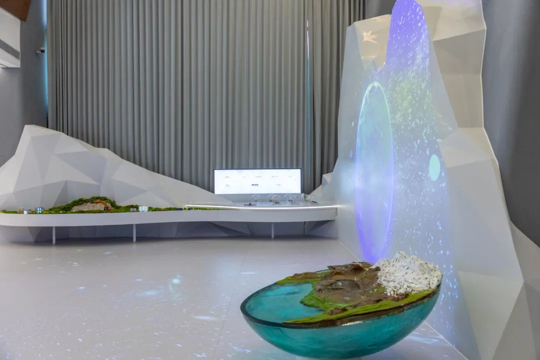 2024 Science and Technology Week Exhibition Visit: What Does the World's First Li Science Museum Hide? 第 2 张